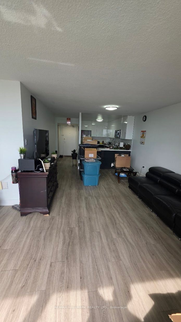 1705-15 Martha Eaton Way, Toronto, ON, M6M 5B5 - 14
