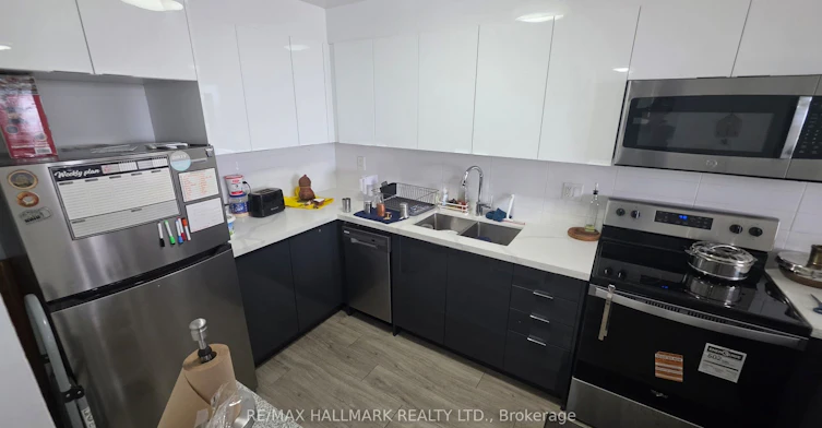 1705-15 Martha Eaton Way, Toronto, ON, M6M 5B5 - 13