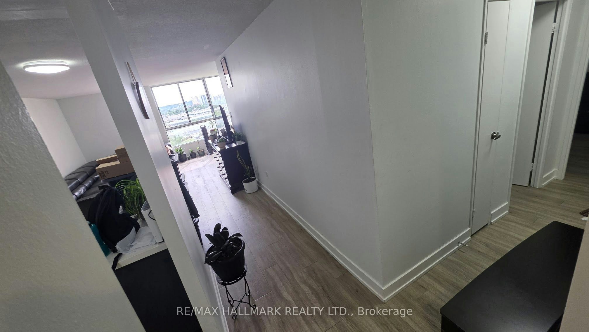 1705-15 Martha Eaton Way, Toronto, ON, M6M 5B5 - 8