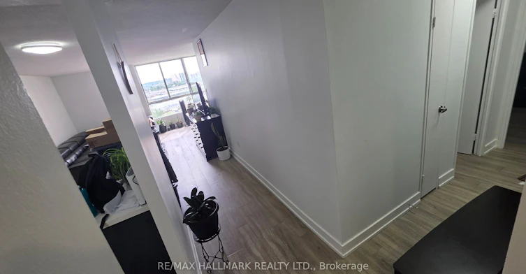 1705-15 Martha Eaton Way, Toronto, ON, M6M 5B5 - 8