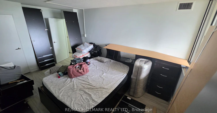 1705-15 Martha Eaton Way, Toronto, ON, M6M 5B5 - 23
