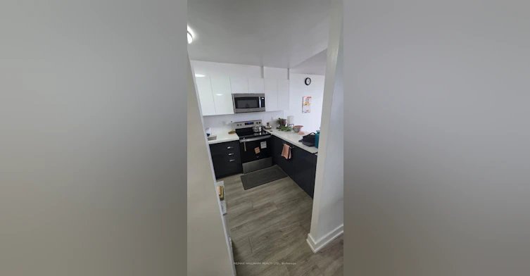 1705-15 Martha Eaton Way, Toronto, ON, M6M 5B5 - 6