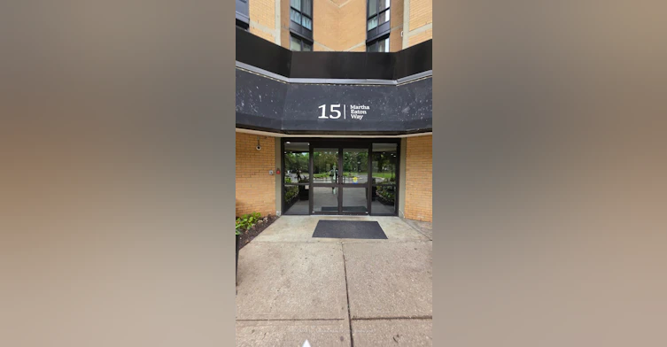 1705-15 Martha Eaton Way, Toronto, ON, M6M 5B5 - 3