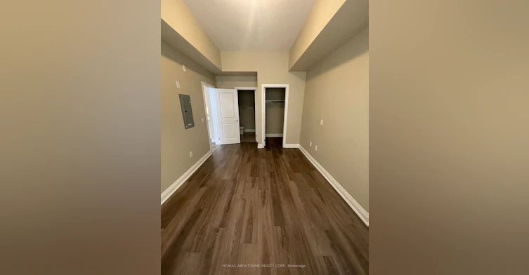 101-276 Gatwick Drive, Oakville, ON, L6H 0K8 - 9