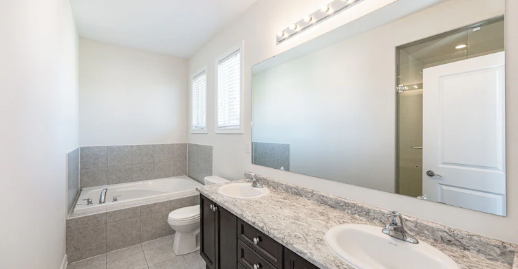 3899 Arvona Place, Mississauga, ON, L5M 0Y5 - 24