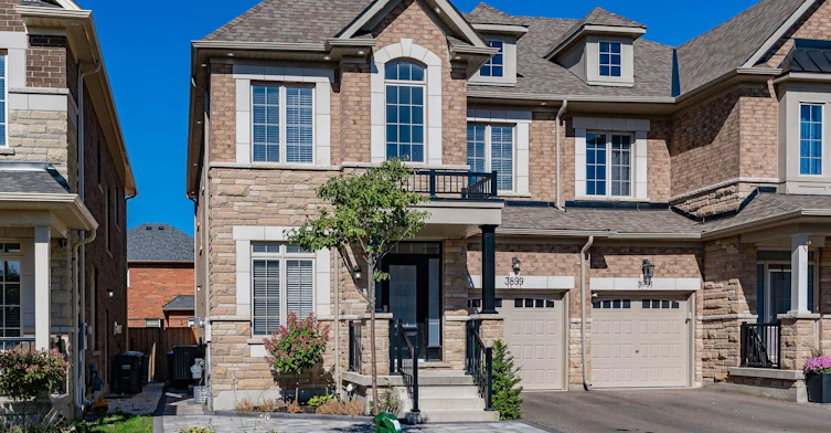 3899 Arvona Place, Mississauga, ON, L5M 0Y5 - 2