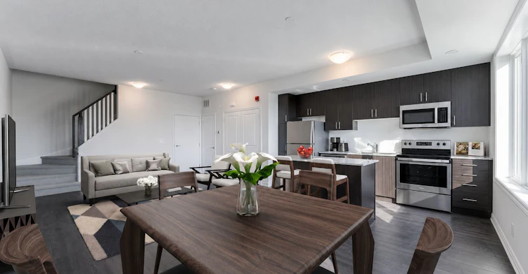 31-100 Long Branch Avenue, Toronto, ON, M8W 0A9 - 4