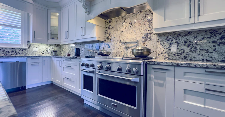 369 Lees Lane, Oakville, ON, L6L 4S4 - 9