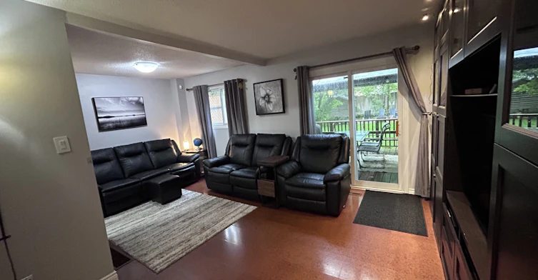 7025 Hickling Crescent, Mississauga, ON, L5N 5A6 - 8