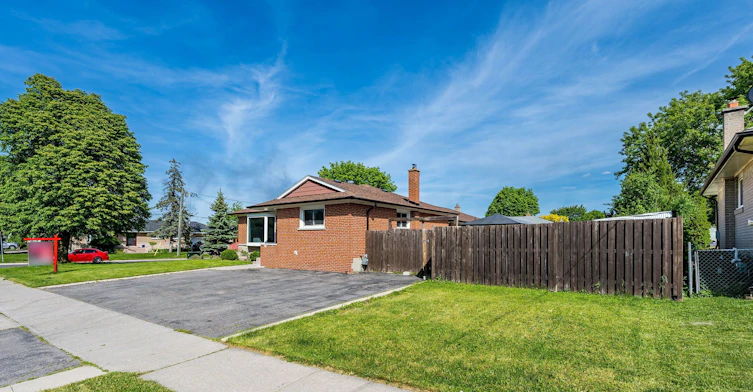(Main Floor)-2 Milner Road, Brampton, ON, L6W 3A5 - 5