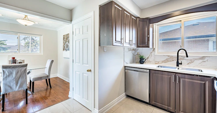 (Main Floor)-2 Milner Road, Brampton, ON, L6W 3A5 - 22