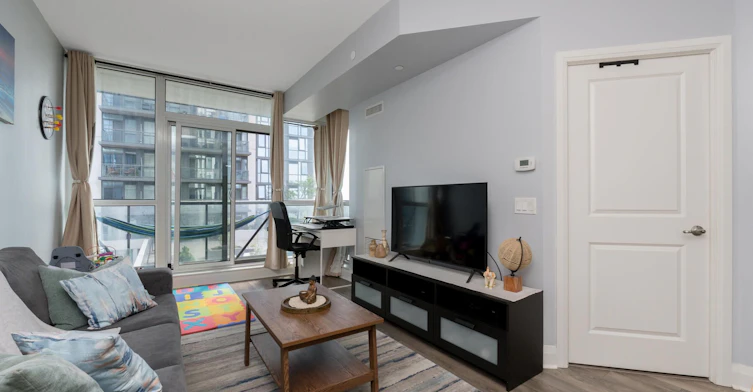 503-15 Zorra Street, Toronto, ON, M8Z 0C1 - 6
