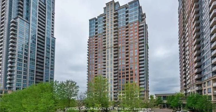 1032-35 Viking Lane, Toronto, ON, M9B 0A2