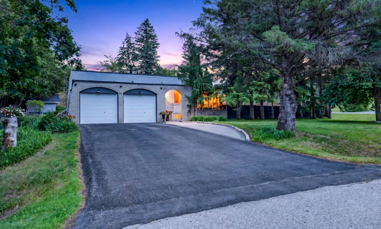 44 Pineridge Drive