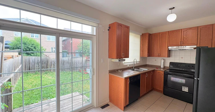 39 Palm Tree Road, Brampton, ON, L6V 4N5 - 9