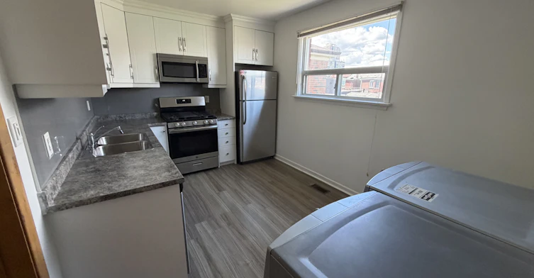 Upper-78 Millicent Street, Toronto, ON, M6H 1W4 - 4