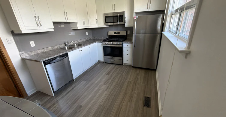 Upper-78 Millicent Street, Toronto, ON, M6H 1W4 - 3
