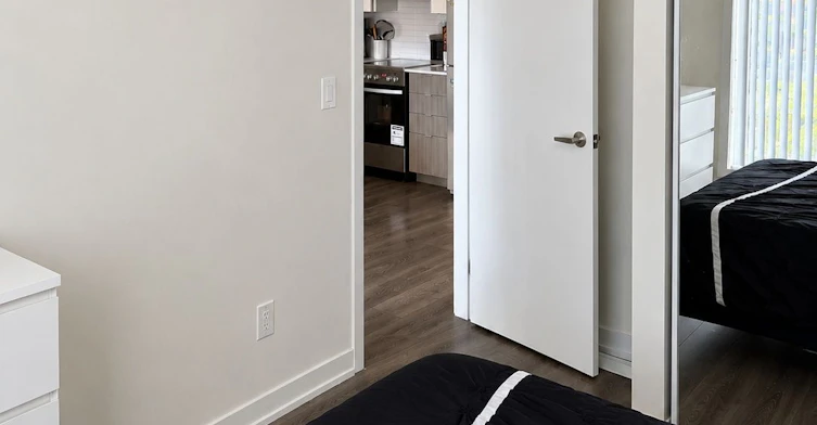 310-120 Canon Jackson Drive E, Toronto, ON, M6M 0B8 - 11
