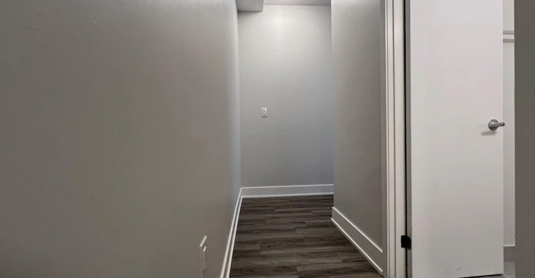 121-62 Dixfield Drive, Toronto, ON, M9C 3W1 - 3
