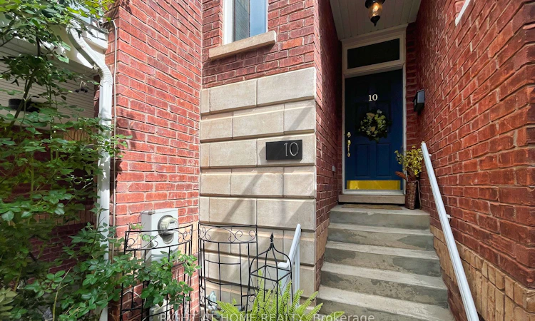 10-120 Bronte Road