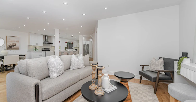 5217 Fallingbrook Drive, Mississauga, ON, L5V 1N7 - 25