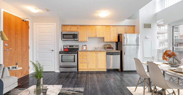 211-215 Queen Street E, Brampton, ON, L6W 0A9 - 13