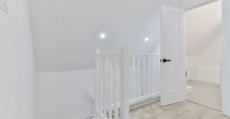 3-45 Brock Avenue, Toronto, ON, M6K 2K9 - 4