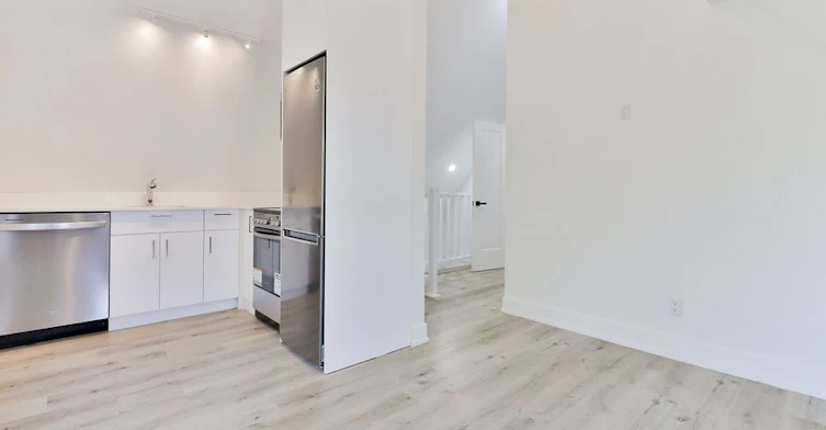 3-45 Brock Avenue, Toronto, ON, M6K 2K9 - 7
