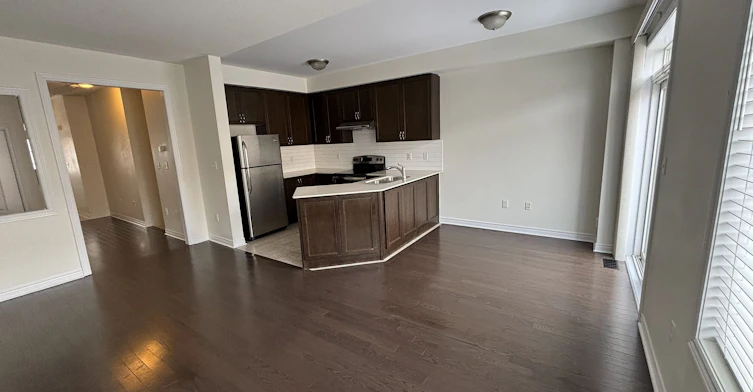 64 Pennycross Crescent, Brampton, ON, L7A 4M1 - 4