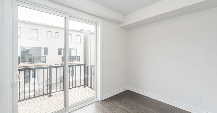 Main-23 Blackstone Street, Toronto, ON, M6L 0A5 - 9