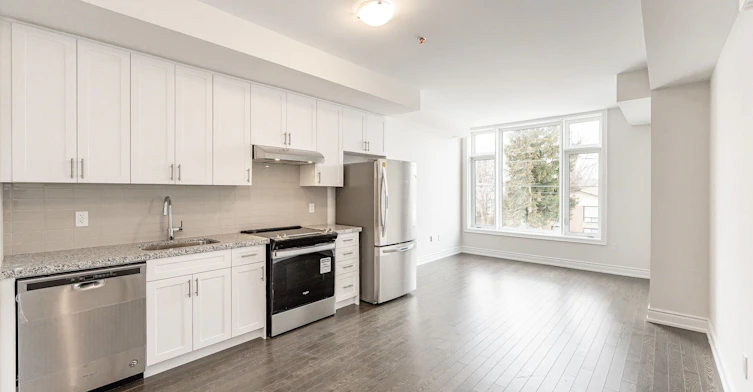 Main-23 Blackstone Street, Toronto, ON, M6L 0A5 - 4