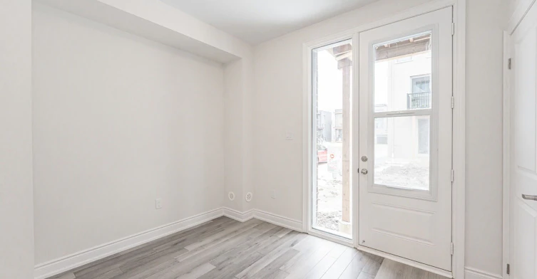 Main-23 Blackstone Street, Toronto, ON, M6L 0A5 - 12