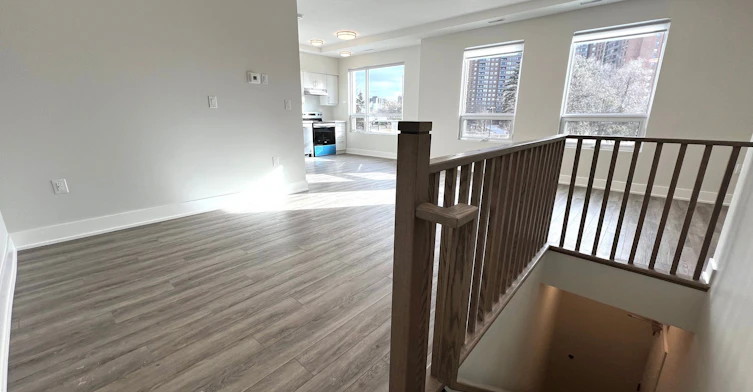 102-62 Dixfield Drive, Toronto, ON, M9C 3W1 - 3