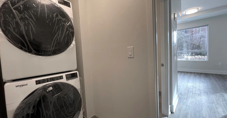102-62 Dixfield Drive, Toronto, ON, M9C 3W1 - 15