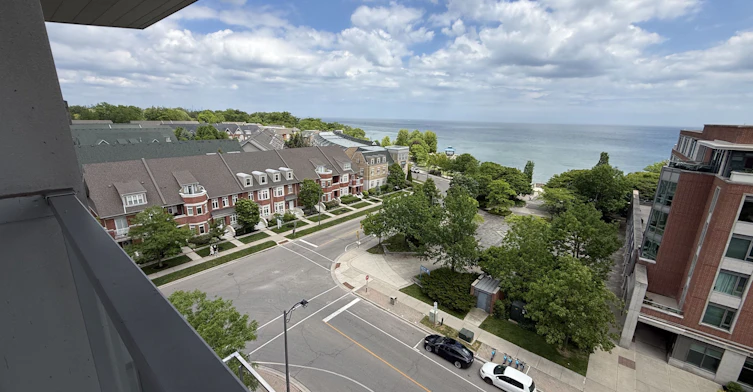 216-80 Port Street E, Mississauga, ON, L5G 4V6 - 21
