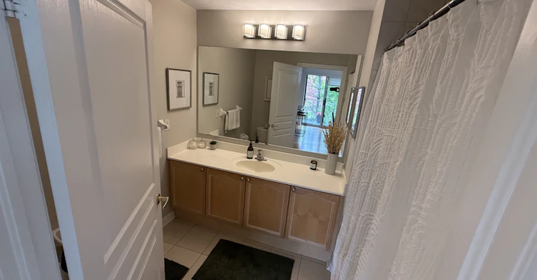 216-80 Port Street E, Mississauga, ON, L5G 4V6 - 10