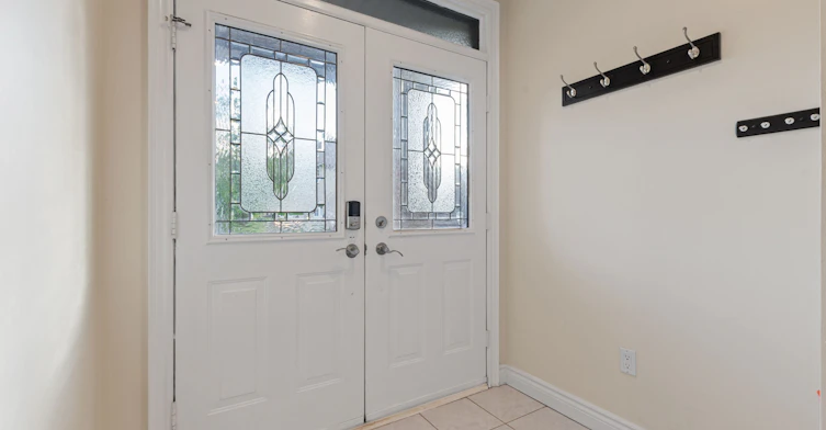 1811 Creek Way, Burlington, ON, L7L 6R1 - 3