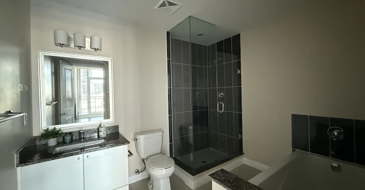 109-55 Eglinton Avenue W, Mississauga, ON, L5R 3P5 - 31