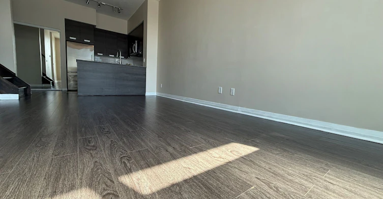 109-55 Eglinton Avenue W, Mississauga, ON, L5R 3P5 - 11
