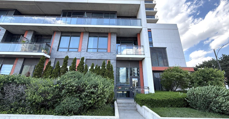 109-55 Eglinton Avenue W, Mississauga, ON, L5R 3P5