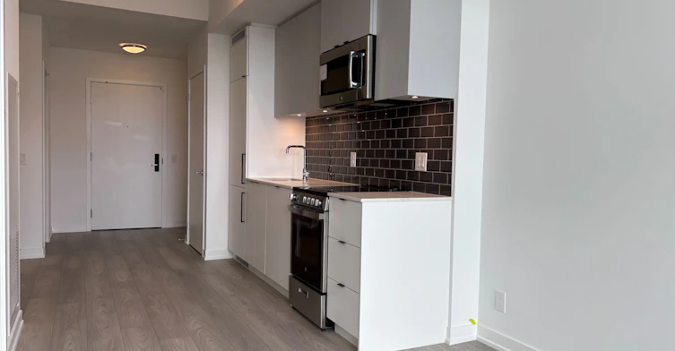 1108-285 Dufferin Street, Toronto, ON, M6K 0J2 - 2