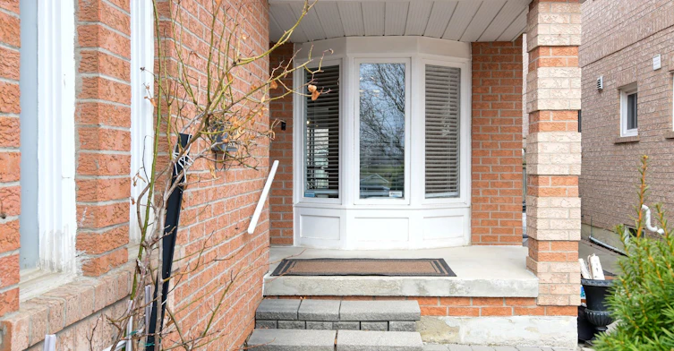5239 River Forest Court, Mississauga, ON, L5V 2C6 - 4