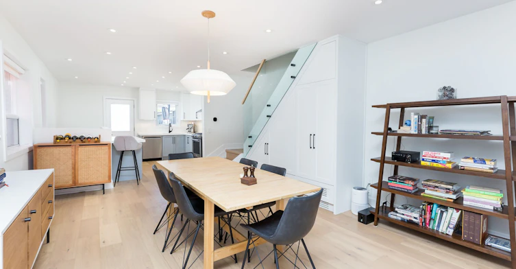 171 Gilbert Avenue, Toronto, ON, M6E 4W4 - 11