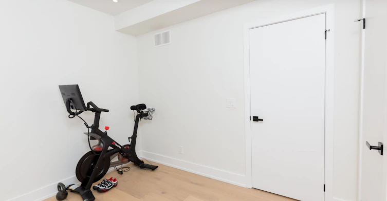 171 Gilbert Avenue, Toronto, ON, M6E 4W4 - 24