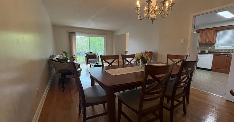 966 Lovingston Crescent, Mississauga, ON, L4W 3S7 - 9