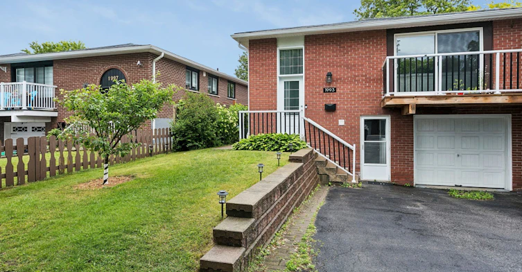 UPPER-1993 Carrera Lane, Mississauga, ON, L5J 1C6 - 2