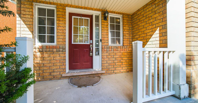 902 Gazley Circle, Milton, ON, L9T 6L7 - 2