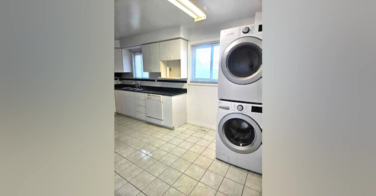 MAIN-78 Marchbank Crescent, Brampton, ON, M6S 3B1 - 2