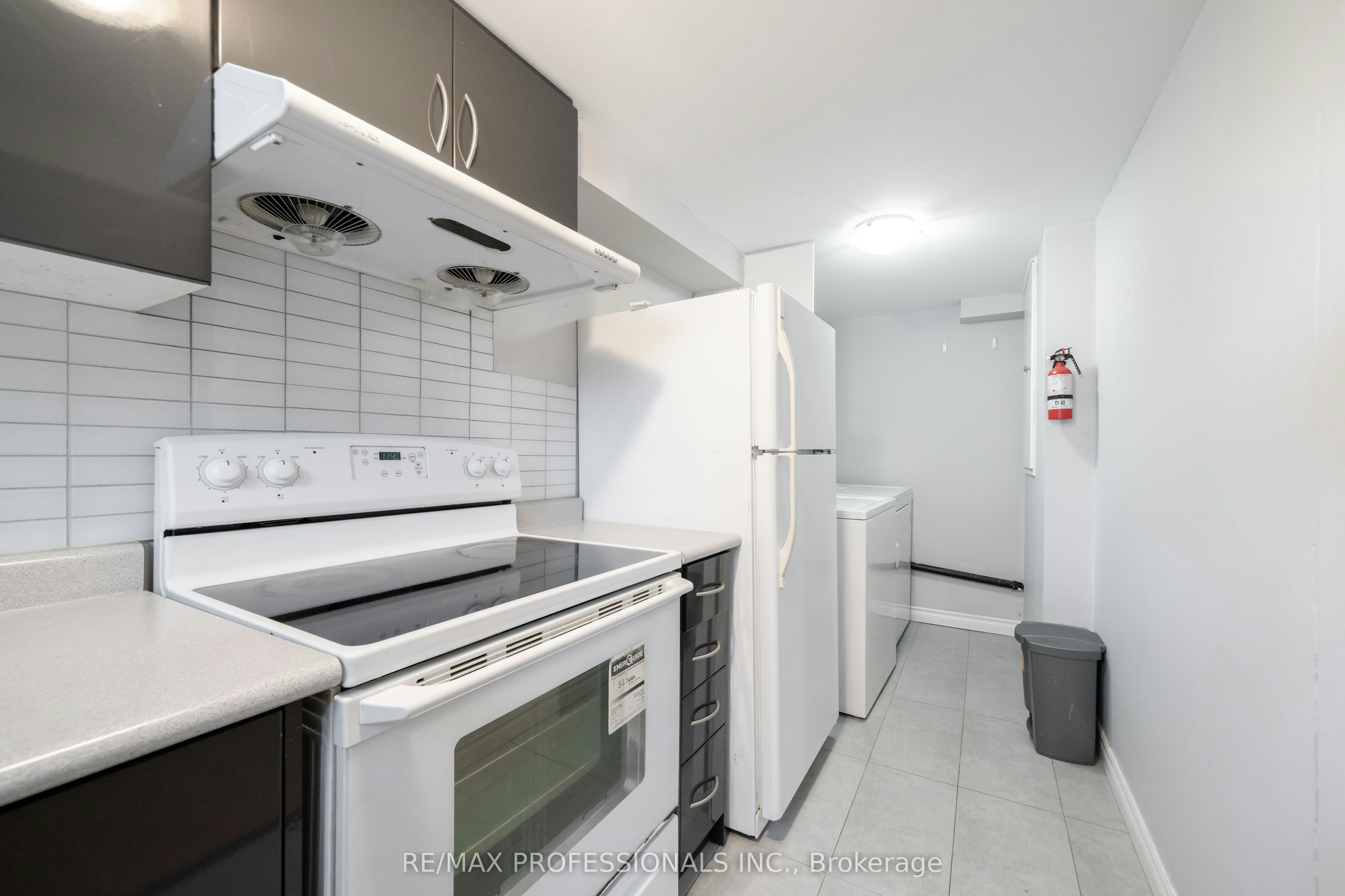 Bsmt-35A Bowie Avenue, Toronto, ON, M6E 2P2 - 13