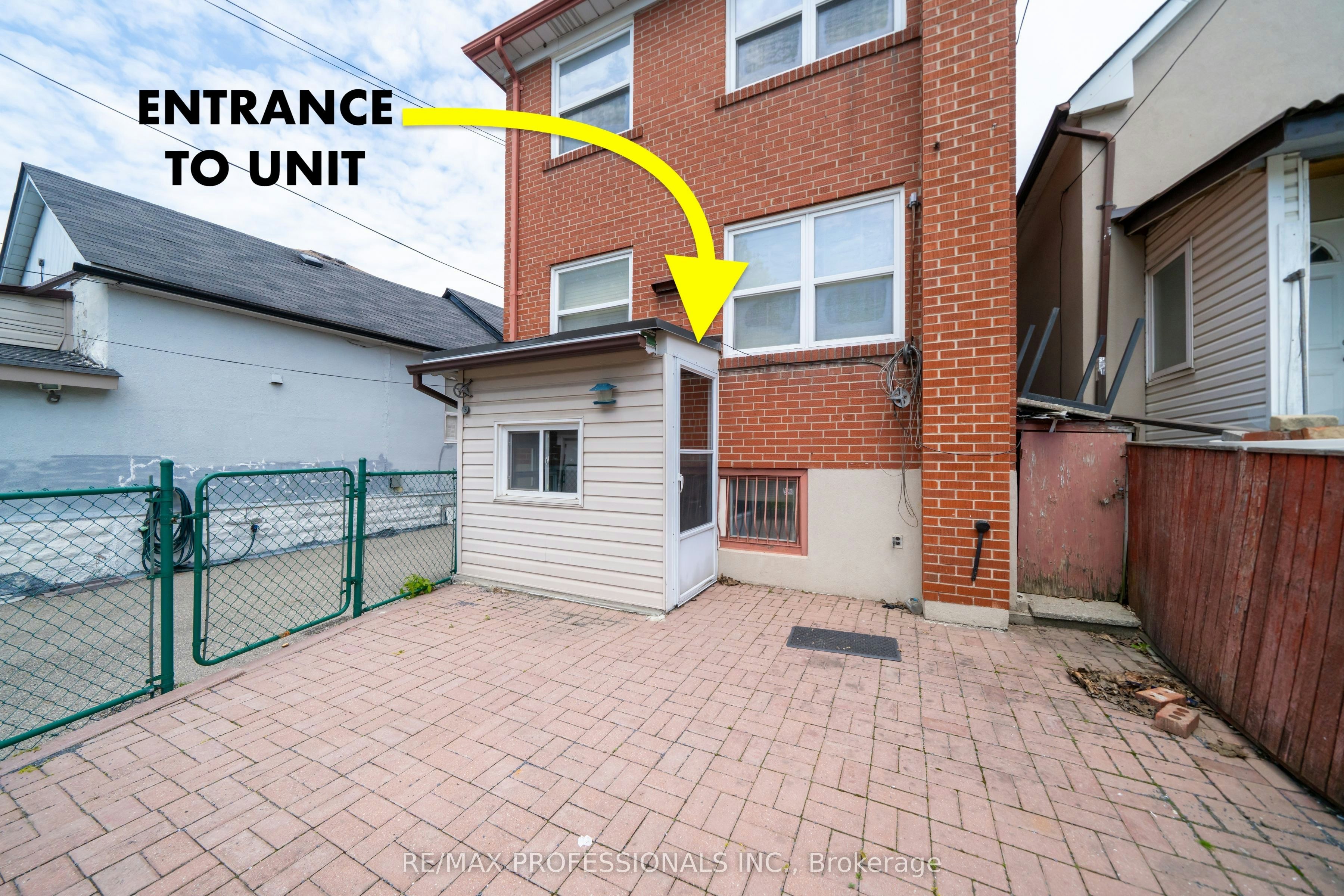 Bsmt-35A Bowie Avenue, Toronto, ON, M6E 2P2 - 2